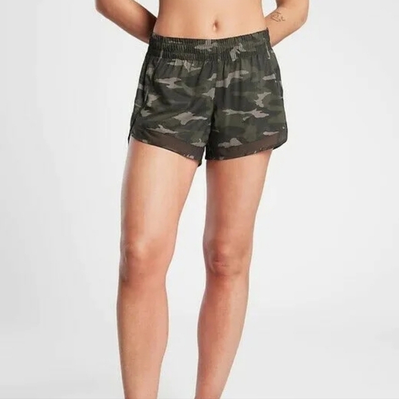 Athleta Racer Run Mesh Shorts in Olive Green Camo, sz XS - Picture 1 of 11